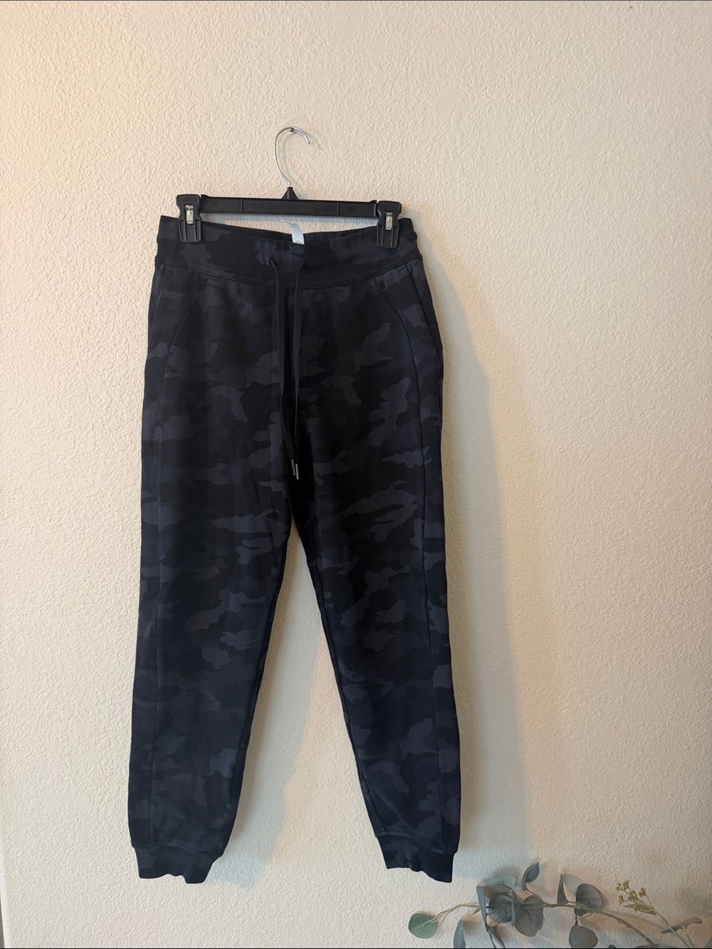 Lululemon Scuba High-Rise French Terry Jogger - Heritage 365 Camo Deep Coal - Picture 4 of 4